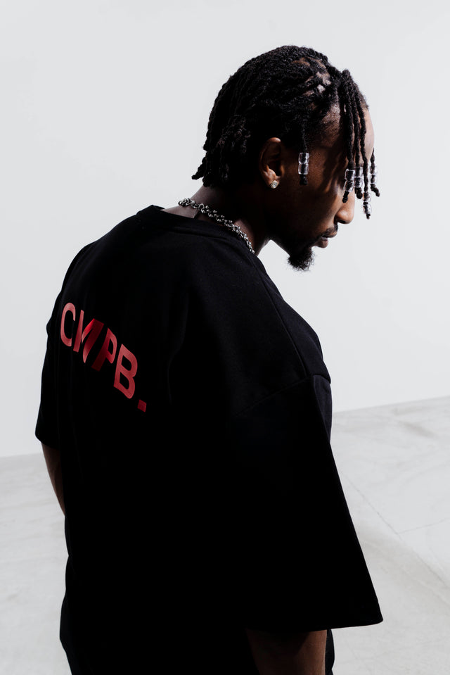 SIGNATURE BLACK CMPB. LOGO T-SHIRT - CHERRY