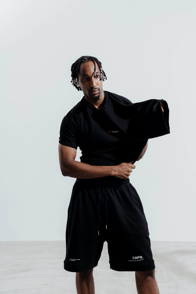 SIGNATURE BLACK CMPB. LOGO T-SHIRT - CHERRY