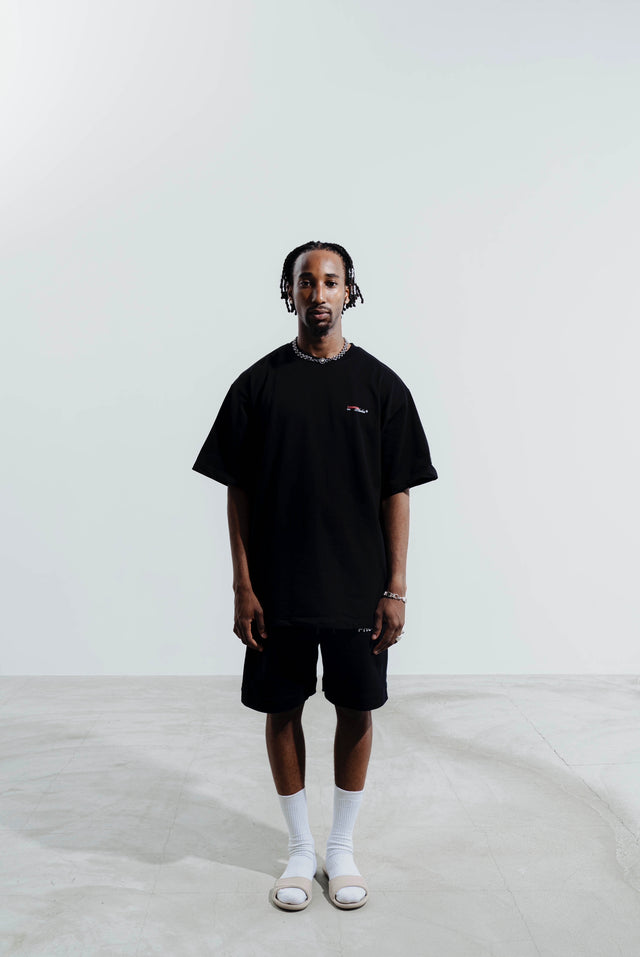 SIGNATURE BLACK CMPB. LOGO T-SHIRT - CHERRY