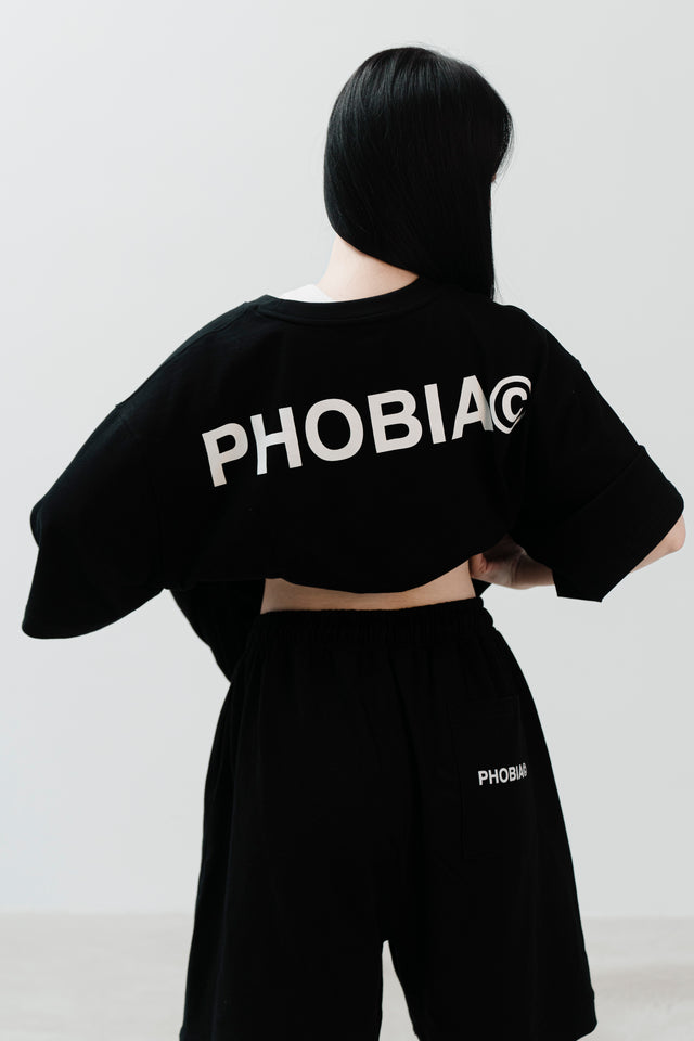 SIGNATURE BLACK PREMIUM LOGO SHORT