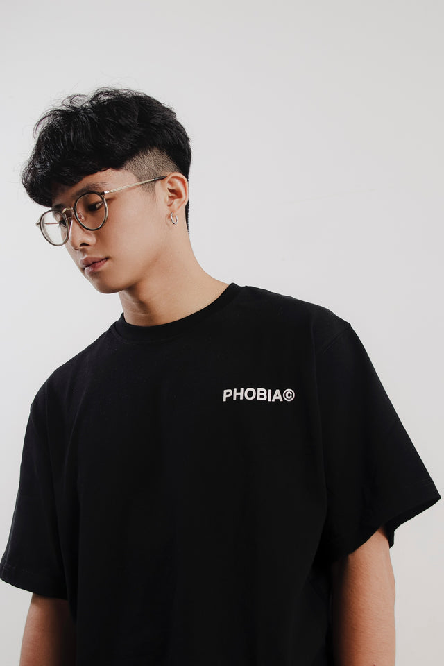 SIGNATURE BLACK PREMIUM LOGO T-SHIRT