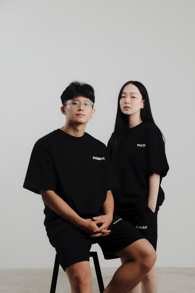 SIGNATURE BLACK PREMIUM LOGO SHORT