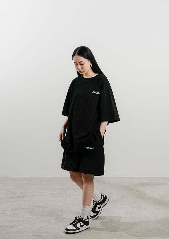 SIGNATURE BLACK PREMIUM LOGO SHORT