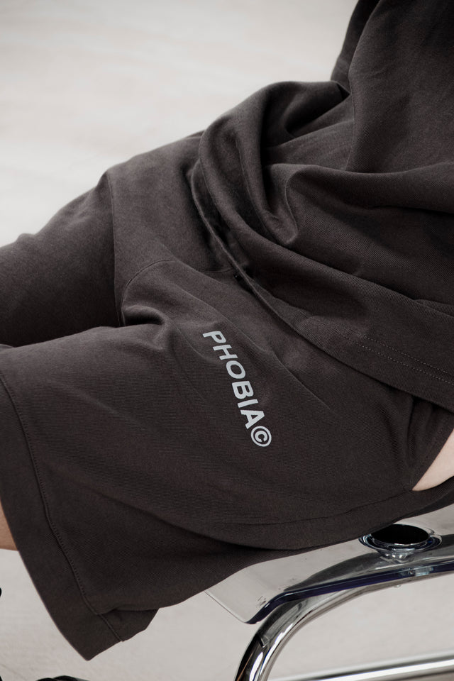 SHADOW GRAY PREMIUM LOGO SHORT