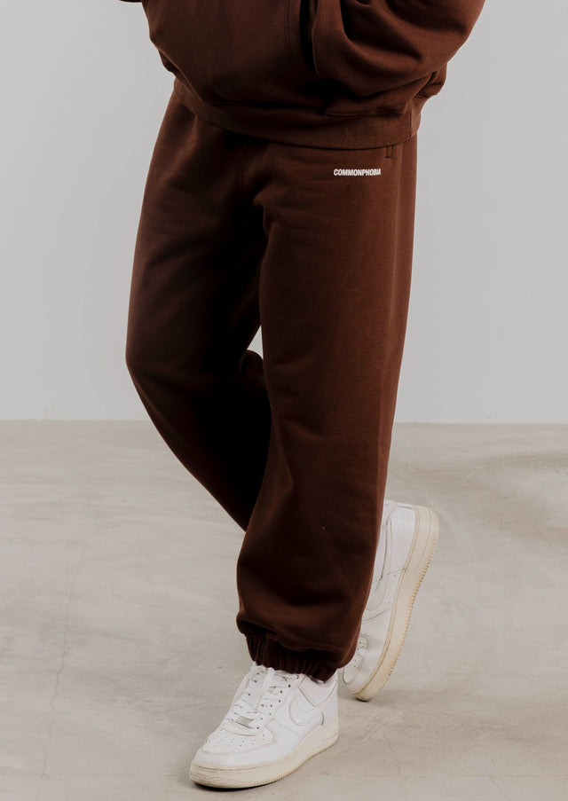 SHEDUA BROWN PREMIUM SWEATPANTS